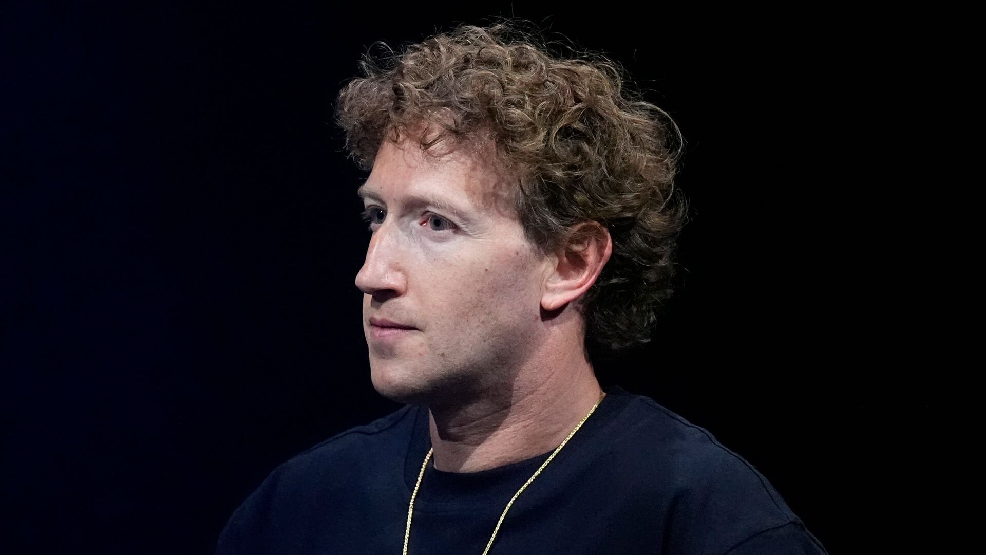 Fears of AI bubble - as tech giants struggle